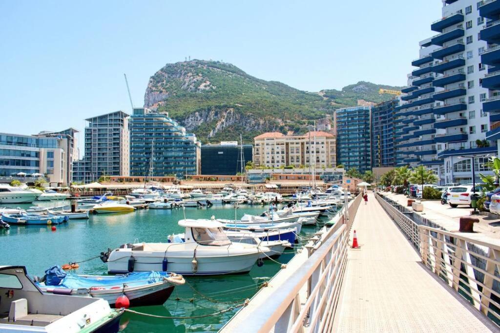 Gibraltar Luxury With Rooftop Pools & Views Zewnętrze zdjęcie