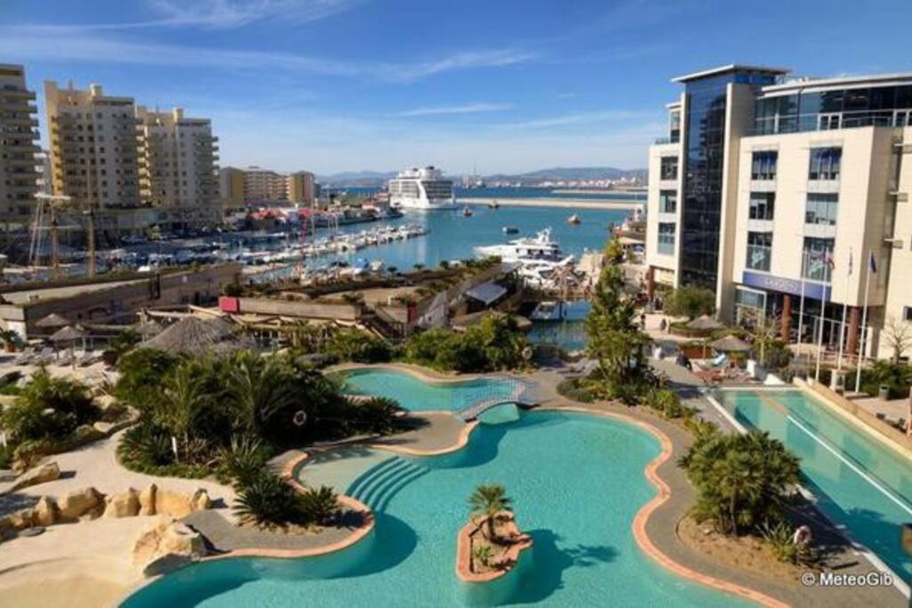 Gibraltar Luxury With Rooftop Pools & Views Zewnętrze zdjęcie