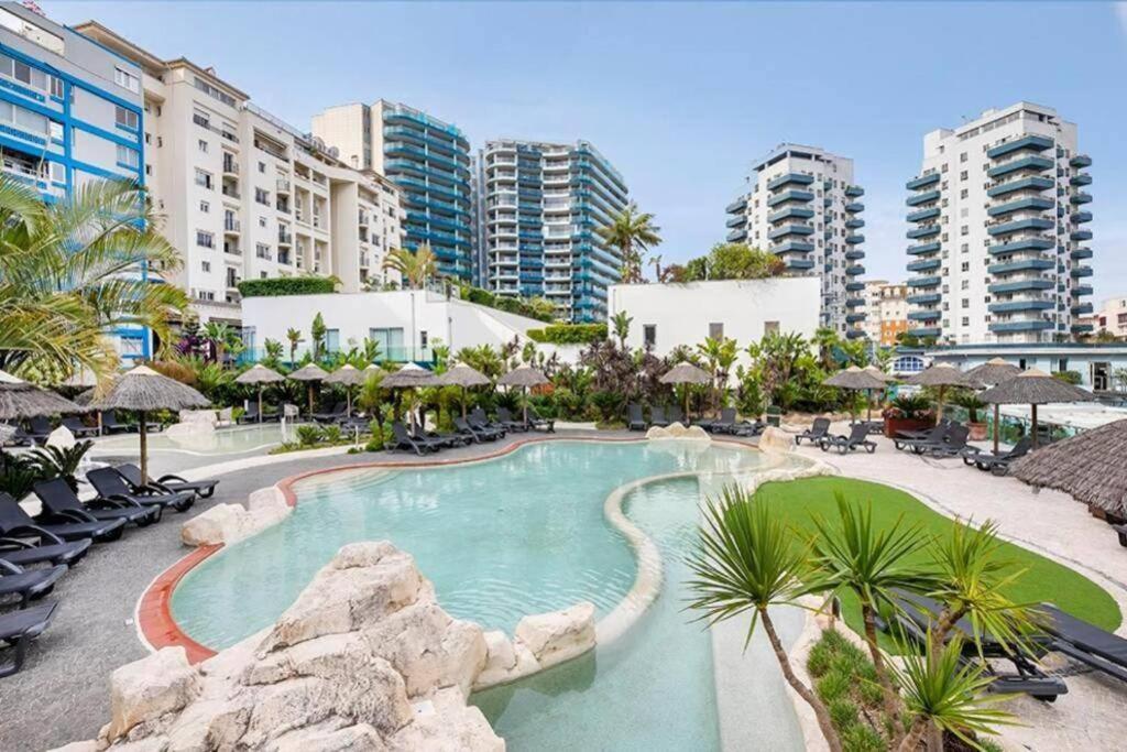 Gibraltar Luxury With Rooftop Pools & Views Zewnętrze zdjęcie