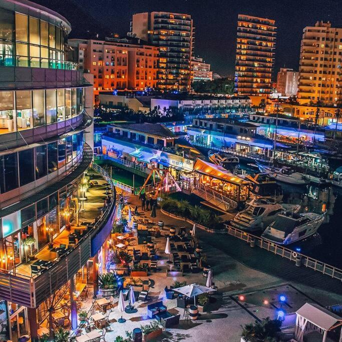 Gibraltar Luxury With Rooftop Pools & Views Zewnętrze zdjęcie